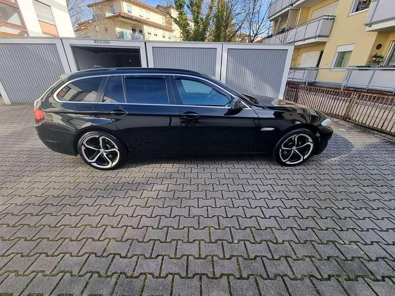 Gebraucht BMW 520 184 PS (135 kW) 2012 Kombi