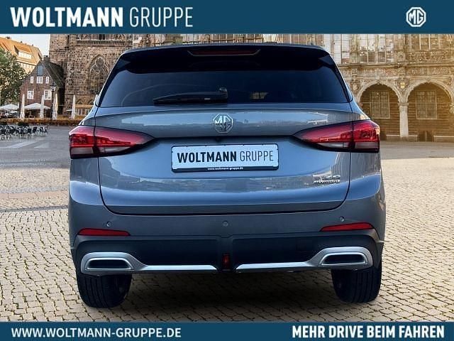 Neu MG ZS Luxury 197 PS (144 kW) 2025 Silber Limousine