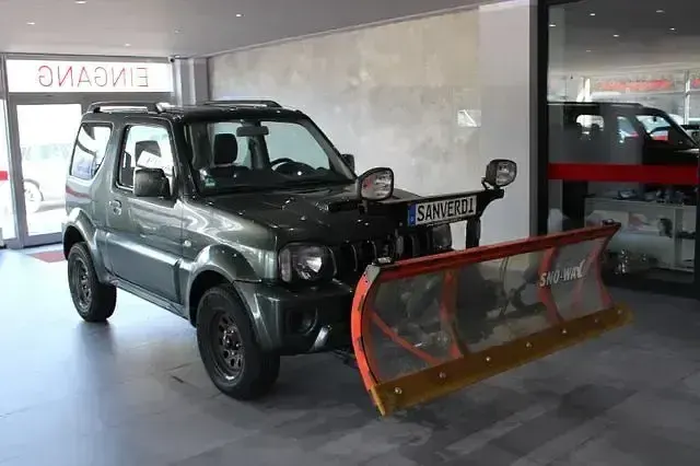 Gebraucht Suzuki Jimny 85 PS (62 kW) 2015 Grün SUV