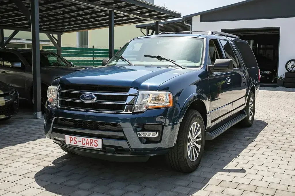 Gebraucht Ford Expedition 370 PS (272 kW) 2017 Blau SUV