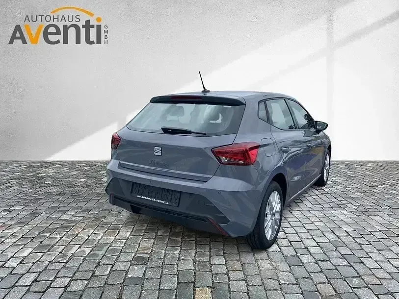 Neu Seat Ibiza Style 95 PS (69 kW) 2026 Grau Kleinwagen