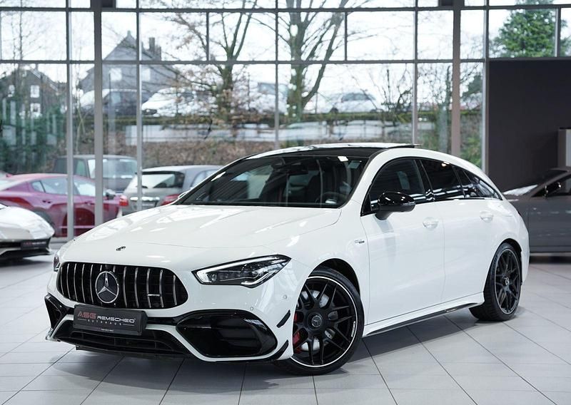 Weiß Gebraucht 2019 Mercedes CLA45 AMG Shooting Brake AMG Kombi | 42.750 € (Etwas zu teuer) - Bild 1/3