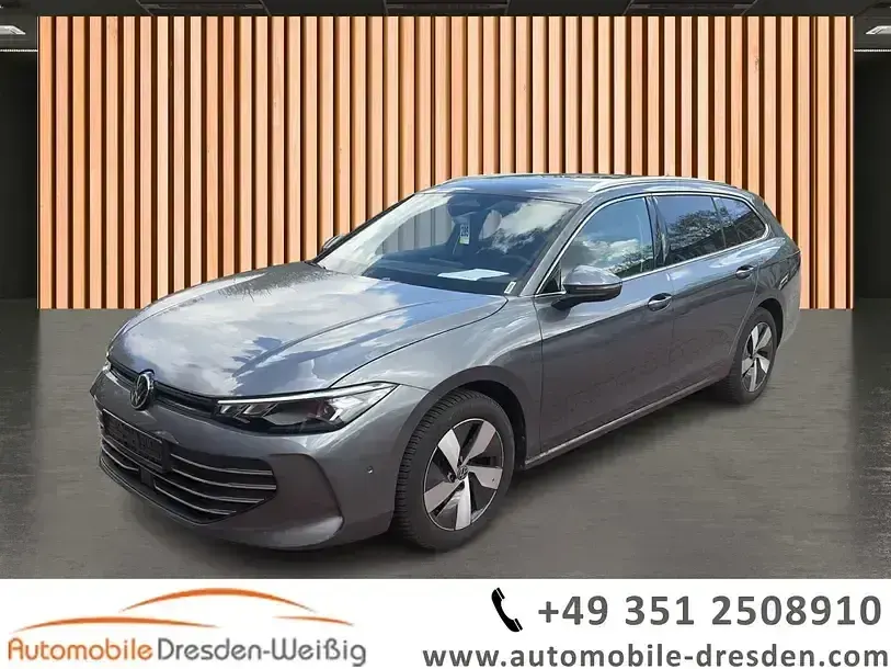 Second-hand VW Passat 150 CP (110 kW) 2025 Gri Break