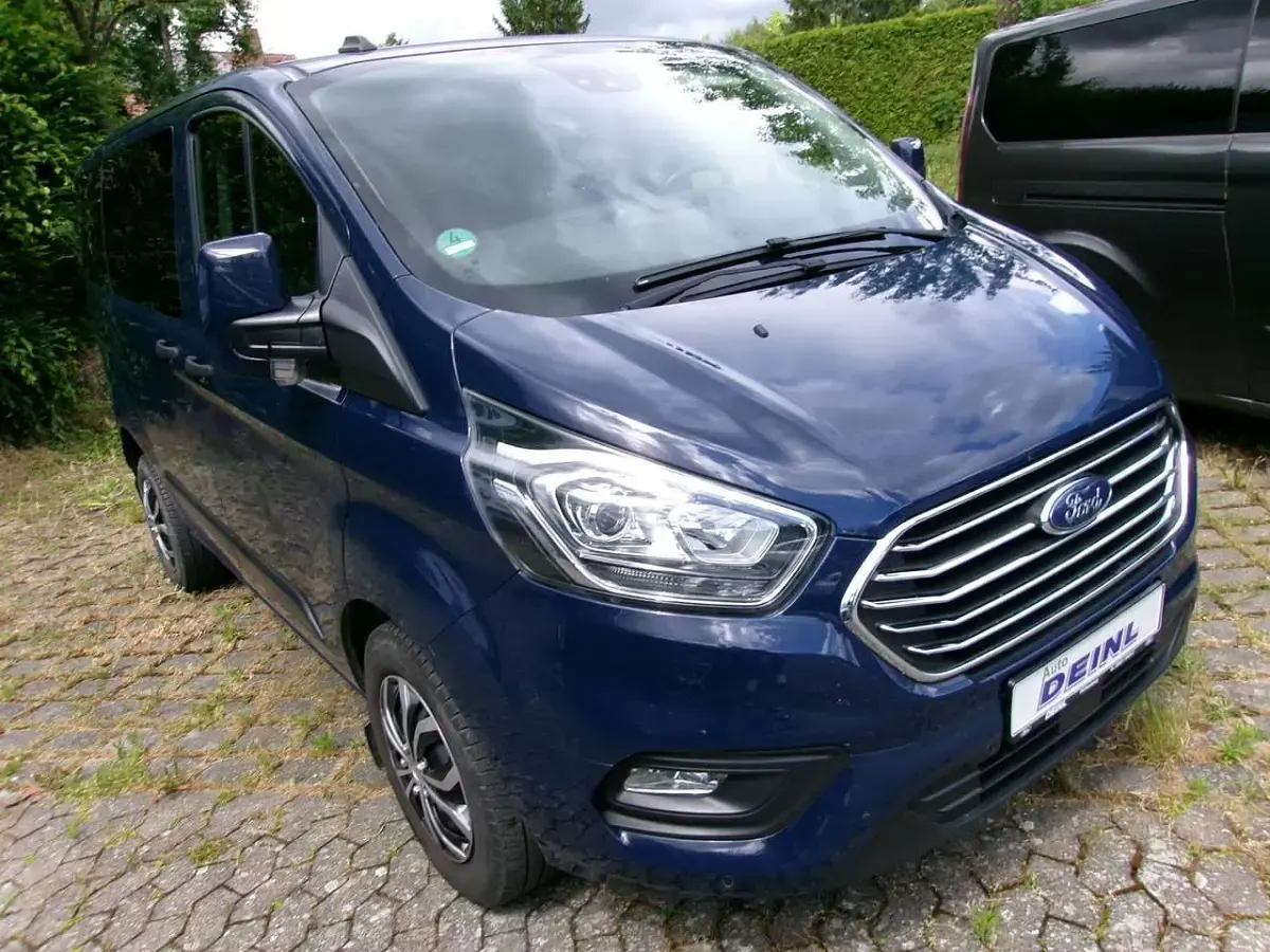 Gebraucht Ford Transit Custom Trend 170 PS (125 kW) 2021 Blazerblau Kombi