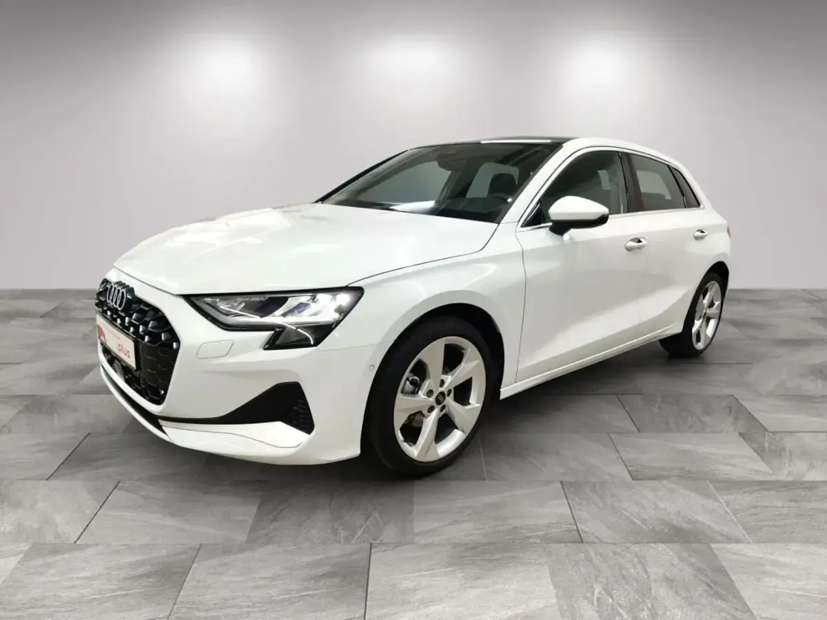 Używany Audi A3 Advanced Plus 116 KM (85 kW) 2025 Biały Sedan/Limuzyna