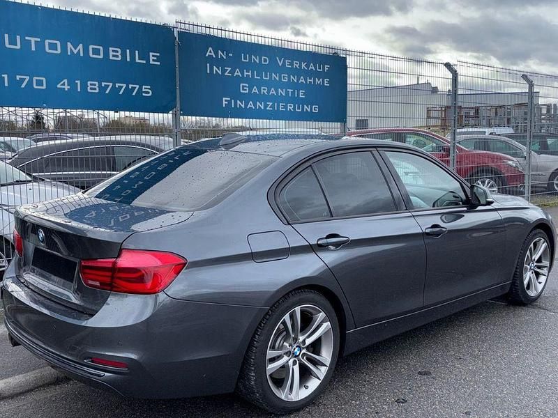 Gebraucht BMW 330 M Sport 258 PS (189 kW) 2016 Limousine