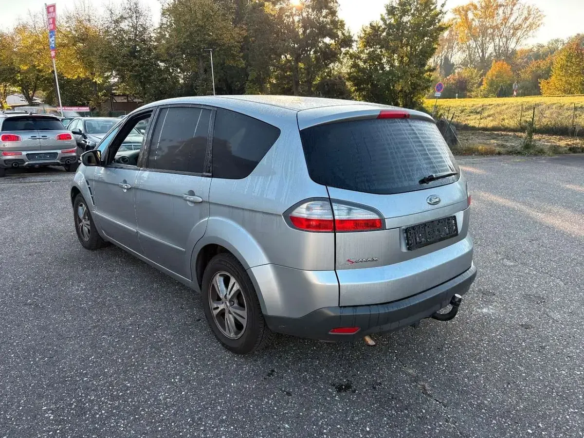 Gebraucht Ford Galaxy Trend 145 PS (106 kW) 2009 Silber Van / Kleinbus