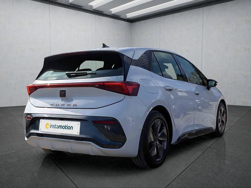 Second-hand Cupra Born 150 kW (204 CP) 2023 Alb Hatchback
