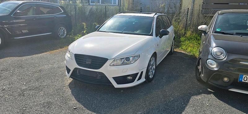 Weiß Gebraucht 2011 Seat Exeo Kombi | 3.800 € (Fairer Preis) - Bild 1/4