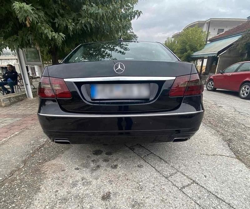 Gebraucht Mercedes E300 AMG 231 PS (169 kW) 2013 Schwarz Limousine