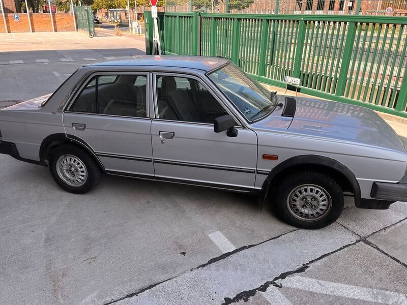 Grau Gebraucht 1984 Honda Civic Limousine | 5.299 € - Bild 1/4