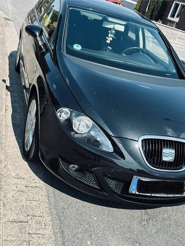 Second-hand Seat Leon 160 CP (117 kW) 2008 Negru Hatchback