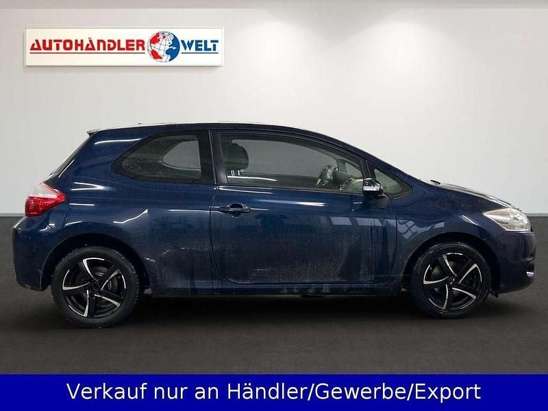 Gebraucht Toyota Auris 99 PS (72 kW) 2010 Blau Kleinwagen