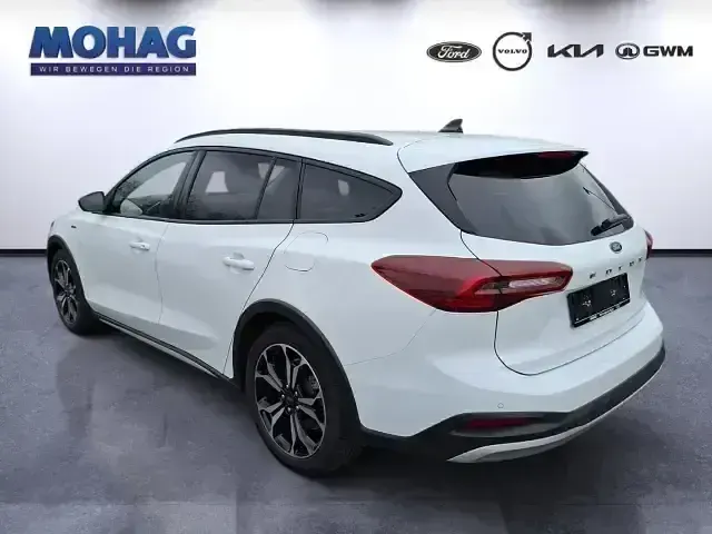 Używany Ford Focus Active X 155 KM (114 kW) 2023 Biały Kombi