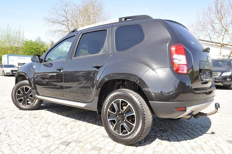 Gebraucht Dacia Duster Black Shadow 125 PS (91 kW) 2017 Schwarz SUV