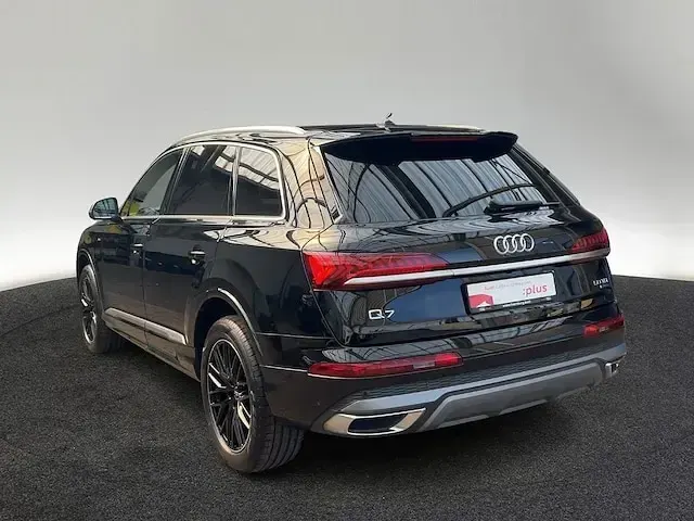 Gebraucht Audi Q7 S-Line 286 PS (210 kW) 2023 Mythosschwarz metallic SUV