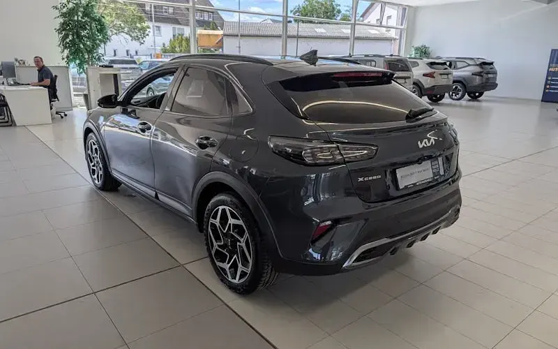 Neu Kia XCeed GT-Line 180 PS (132 kW) 2026 Silber SUV
