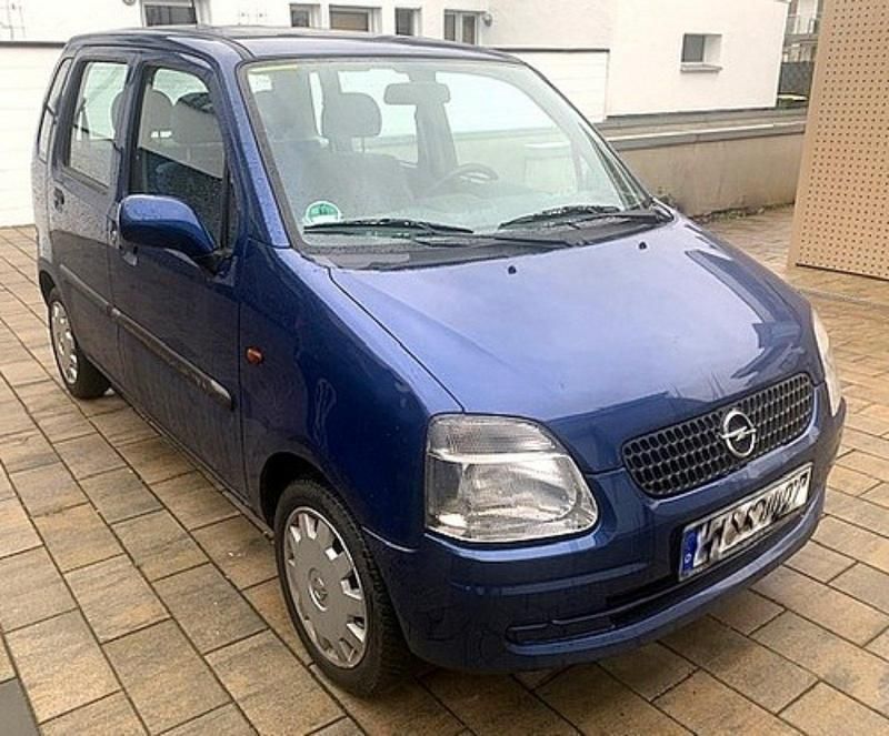 Blau Gebraucht 2002 Opel Agila Van / Kleinbus | 1.895 € (Teuer) - Bild 1/4