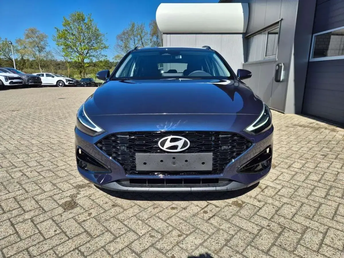 Neu Hyundai i30 Trend 150 PS (110 kW) 2026 Sailing blue Kombi