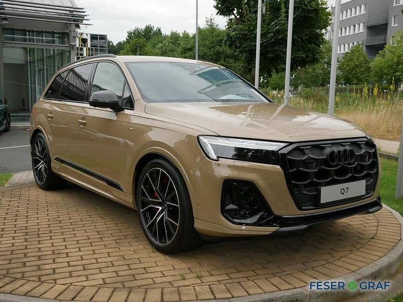 Gebraucht Audi Q7 S-Line 489 PS (359 kW) 2025 Sakhirgold metallic SUV