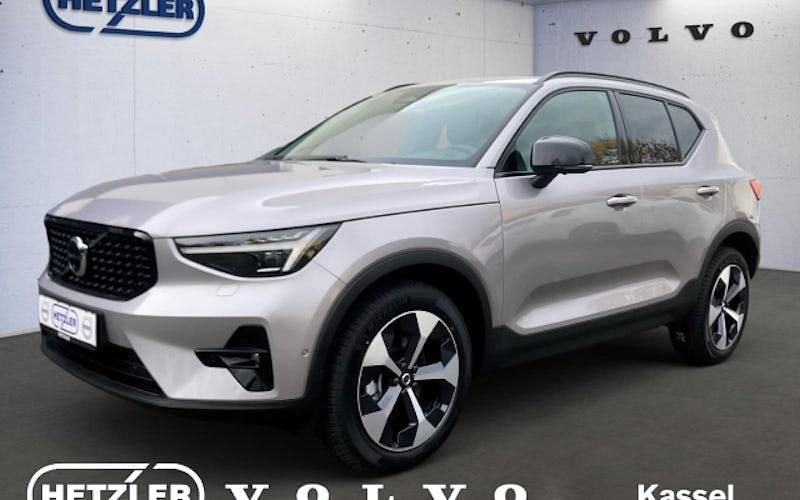 Silber Neu 2025 Volvo XC40 Ultra SUV | 45.890 € (Etwas zu teuer) - Bild 1/4
