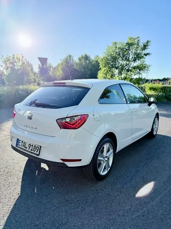 Gebraucht Seat Ibiza SC Style 75 PS (55 kW) 2015 Weiß Kleinwagen