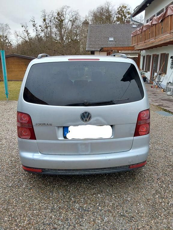 Gebraucht VW Touran 102 PS (75 kW) 2007 Silber Van / Kleinbus