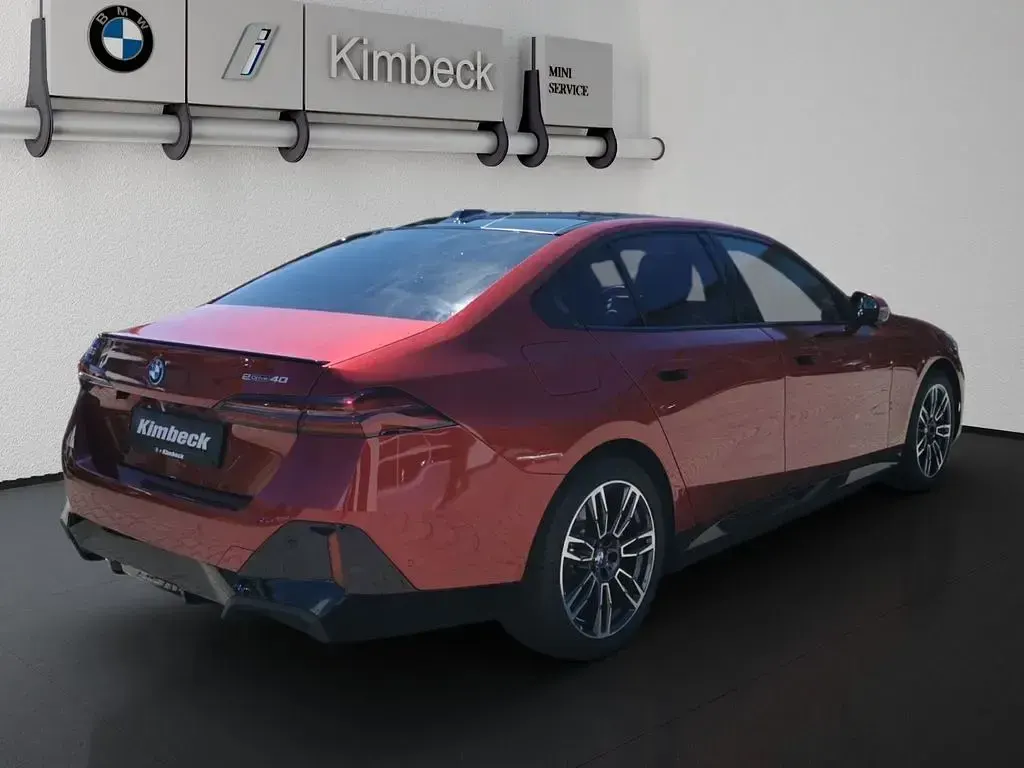 Gebraucht BMW i5 M Sport 250 kW (340 PS) 2025 Rot Limousine