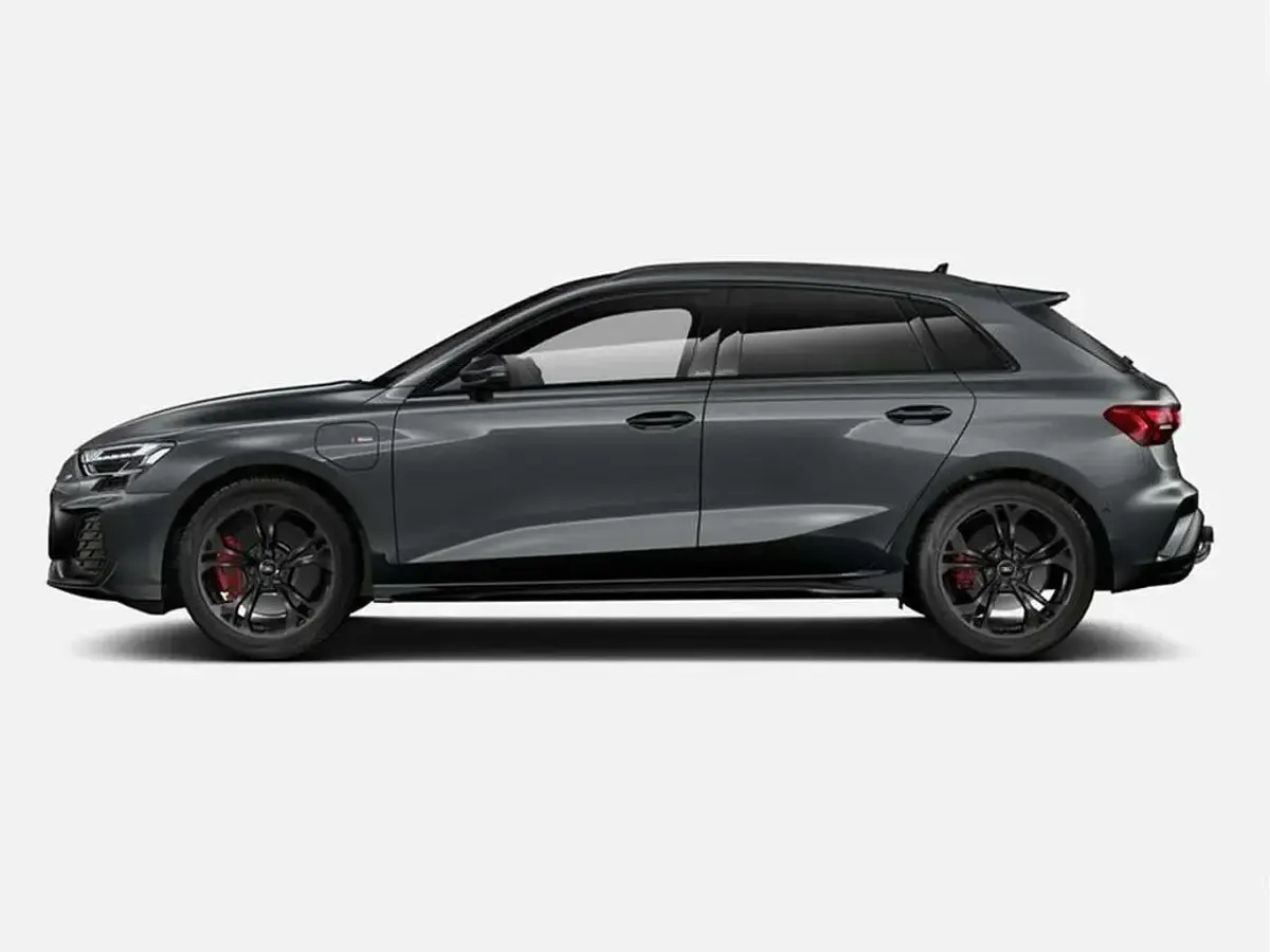 Nowe Audi A3 S-Line 272 KM (200 kW) 2026 Szary Sedan/Limuzyna