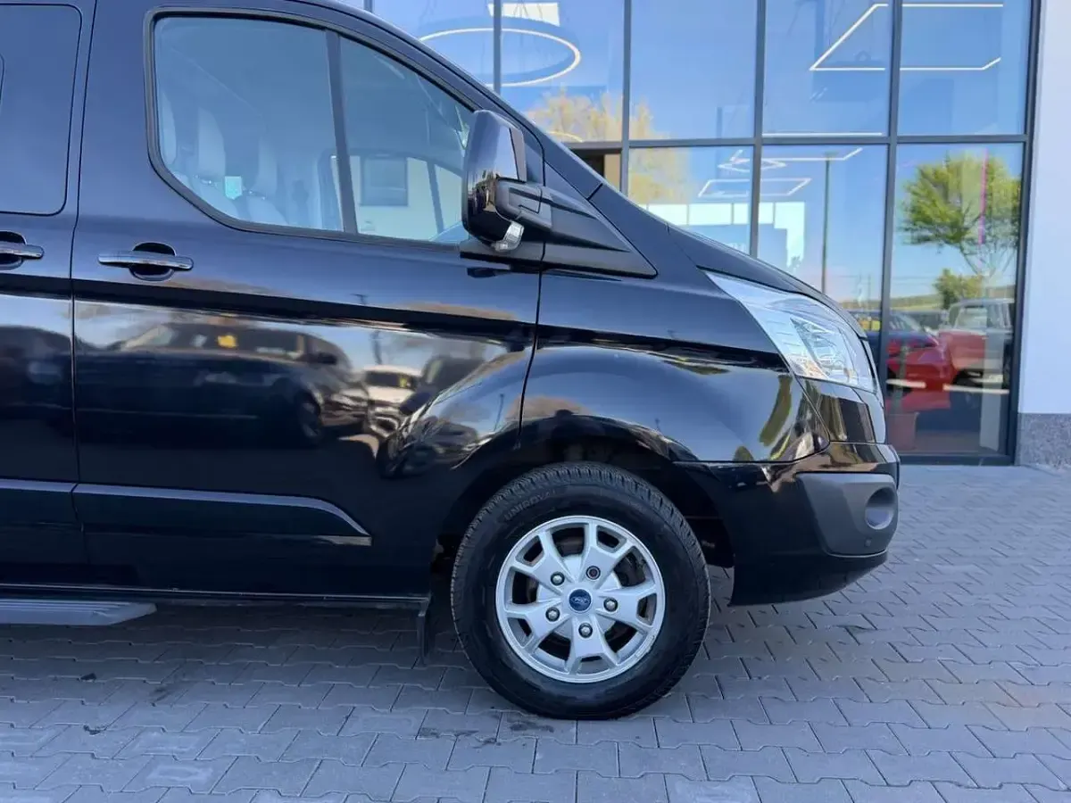 Gebraucht Ford Transit Custom Titanium 155 PS (114 kW) 2013 Schwarz Van / Kleinbus