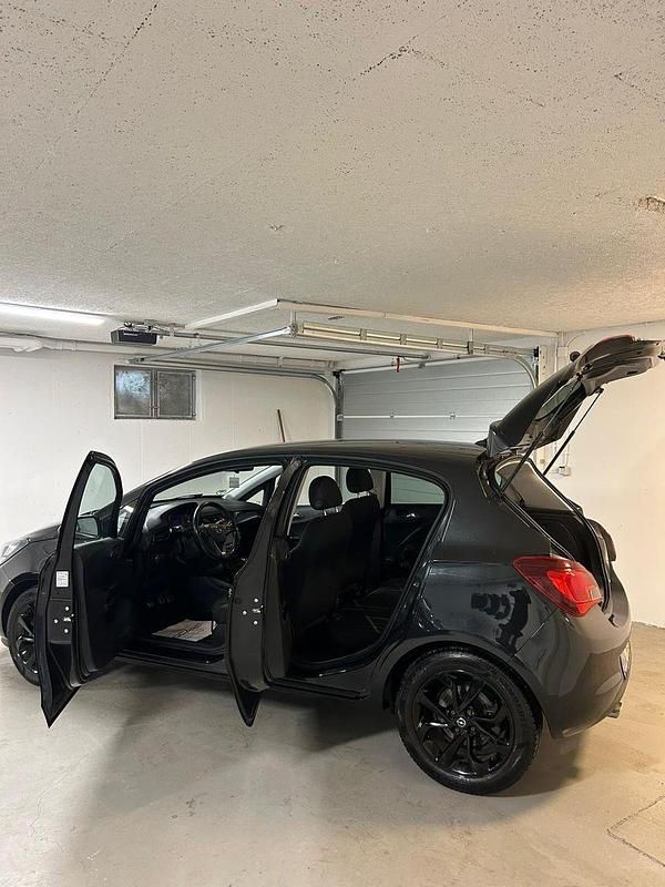 Gebraucht Opel Corsa Edition 101 PS (74 kW) 2016 Schwarz Kleinwagen