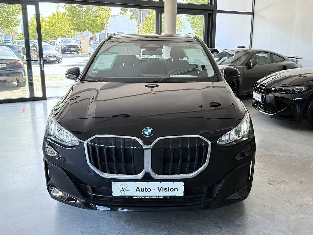Gebraucht BMW 216 Active Tourer Shadowline 122 PS (89 kW) 2025 Schwarz Van / Kleinbus