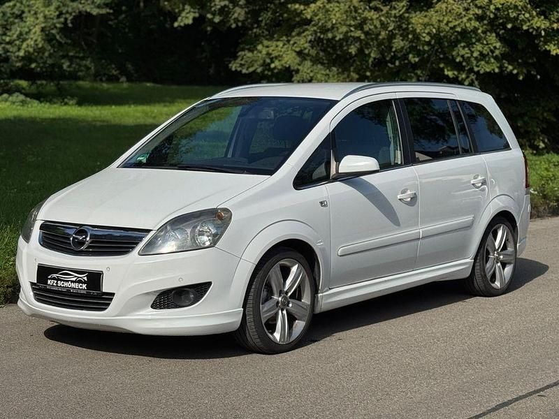 Weiß Gebraucht 2009 Opel Zafira OPC Van / Kleinbus | 2.899 € (Fairer Preis) - Bild 1/4