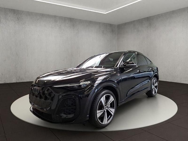 Mythosschwarz metallic Gebraucht 2025 Audi Q5 Sportback S-Line SUV | 69.900 € - Bild 1/4