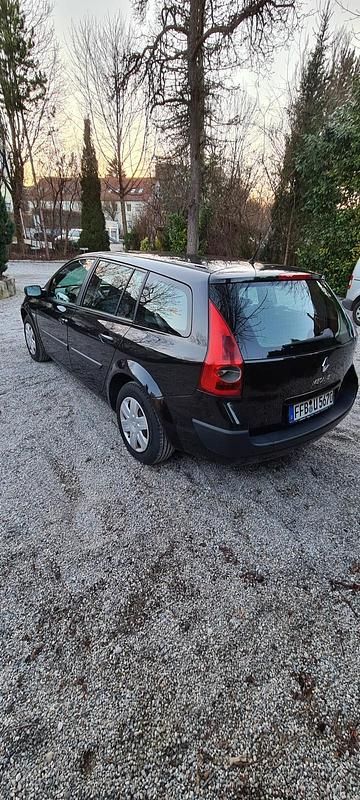 Schwarz Gebraucht 2005 Renault Mégane GrandTour Kombi | 1.420 € - Bild 1/4