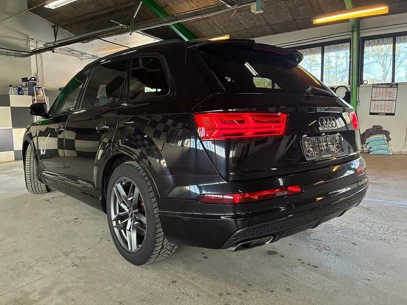 Gebraucht Audi Q7 Sport 272 PS (200 kW) 2016 Schwarz SUV