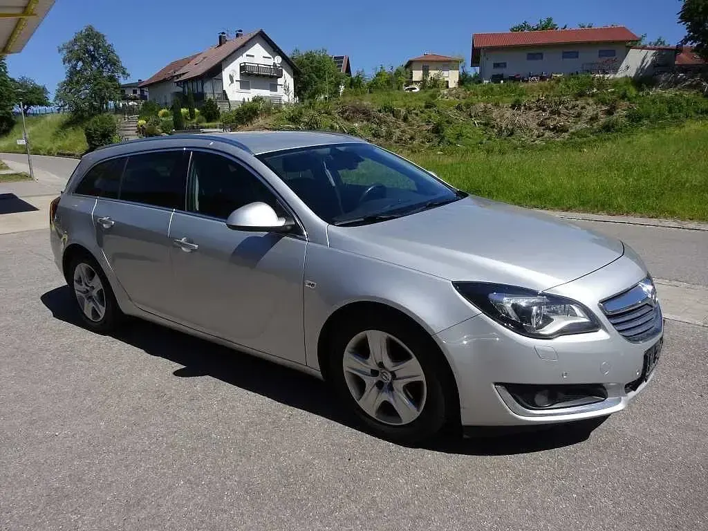 Gebraucht Opel Insignia Innovation 163 PS (119 kW) 2014 Silber Kombi