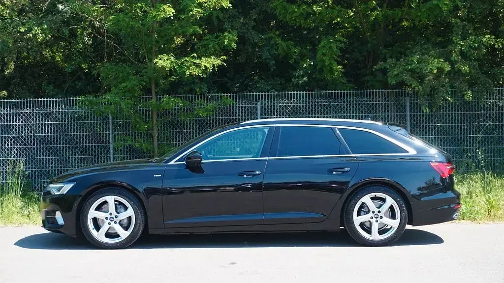 Gebraucht Audi A6 S-Line 204 PS (150 kW) 2022 Schwarz Kombi