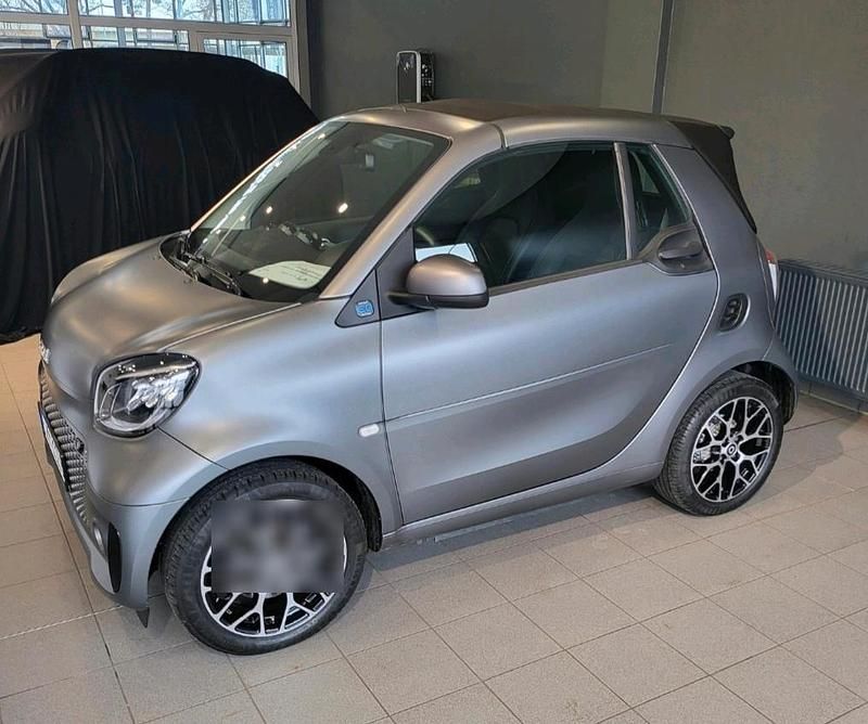 Grau Gebraucht 2020 Smart ForTwo Electric Drive Prime Cabrio | 14.000 € (Teuer) - Bild 1/2