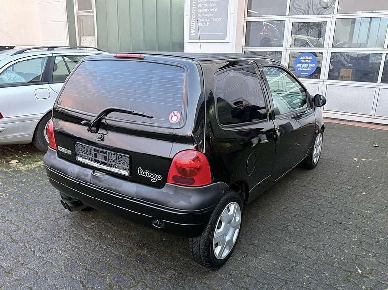 Second-hand Renault Twingo 75 CP (55 kW) 2001 Negru Hatchback