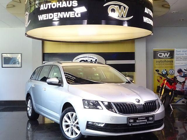 Silber Gebraucht 2018 Skoda Octavia Ambition Kombi | 12.950 € (Fairer Preis) - Bild 1/4