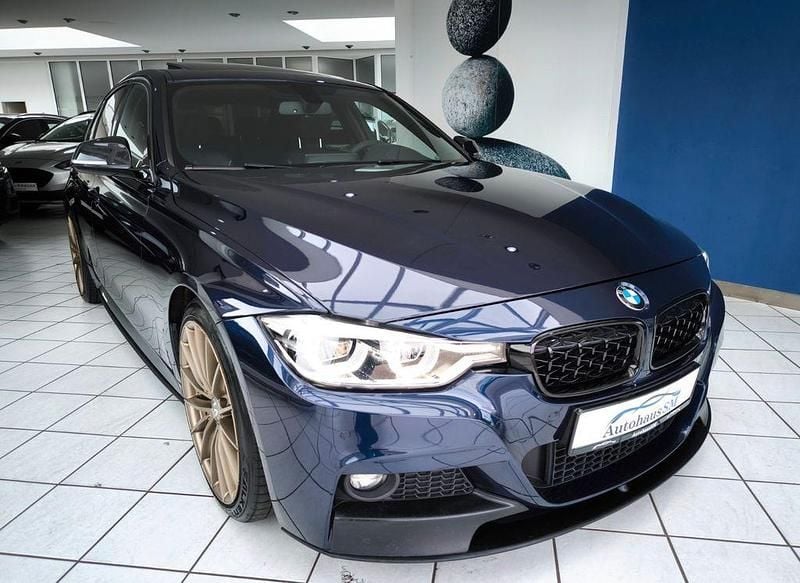 Blau Gebraucht 2018 BMW 340 Performance Limousine | 30.980 € (Etwas zu teuer) - Bild 1/4