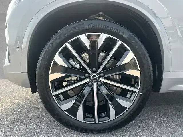 Brugt Volvo XC90 Plus 455 HK (334 kW) 2025 Sølv SUV