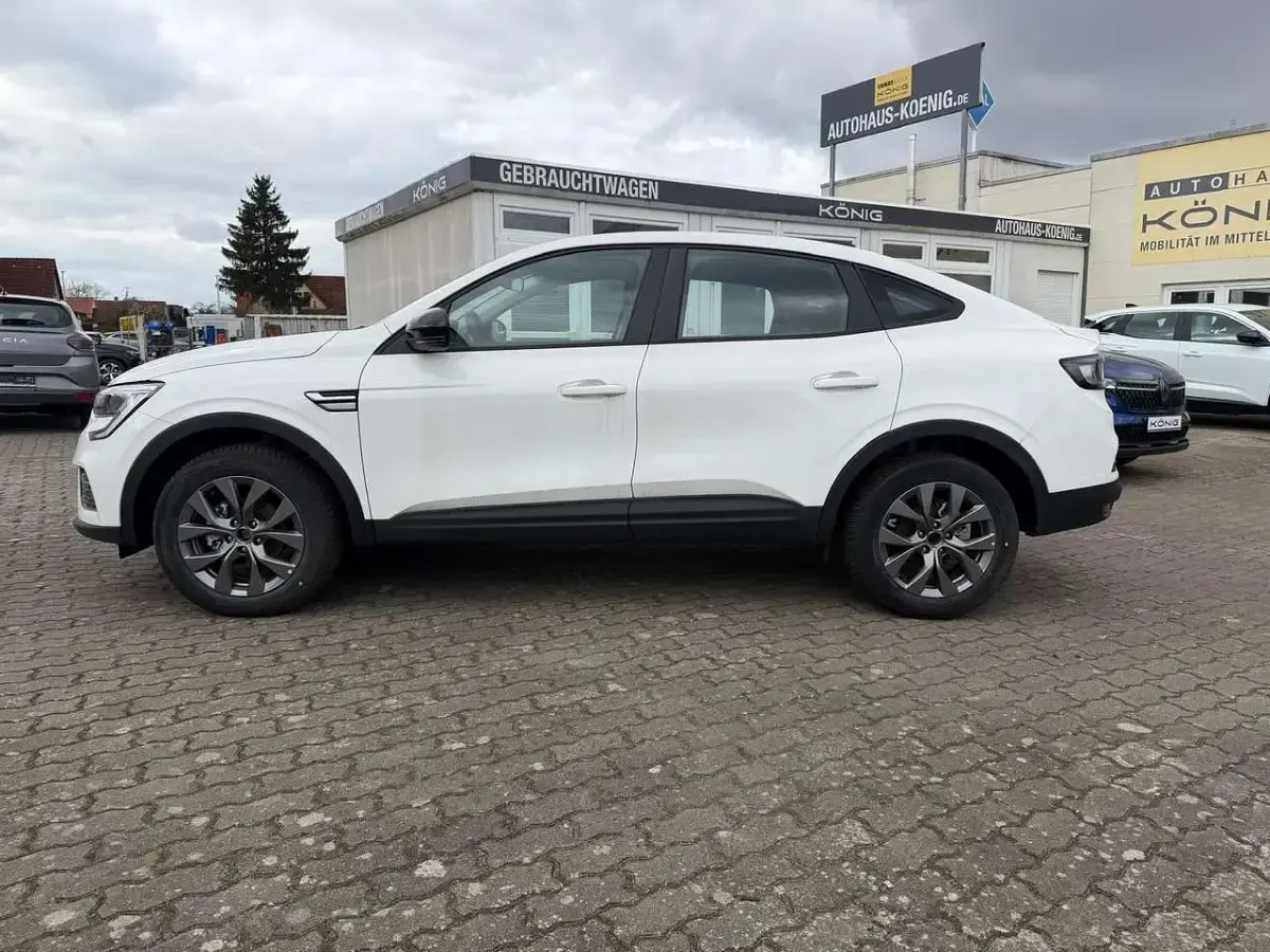 Gebraucht Renault Arkana Evolution 140 PS (102 kW) 2024 Weiß SUV