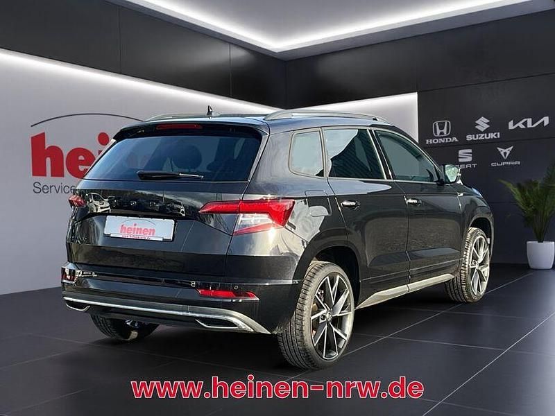 Gebraucht Skoda Karoq SportLine 150 PS (110 kW) 2021 Schwarz SUV