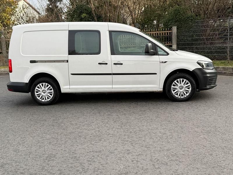 Gebraucht VW Caddy 102 PS (75 kW) 2019 Weiß Van / Kleinbus