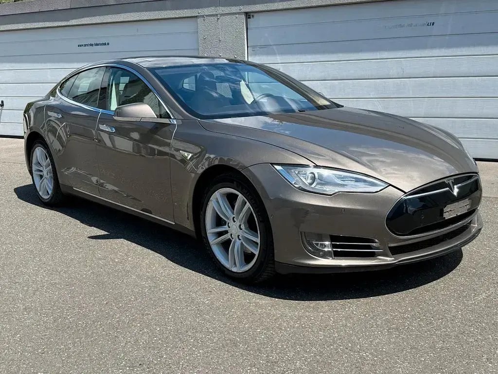 Gebraucht Tesla Model S Performance 386 kW (525 PS) 2016 Braun Kleinwagen