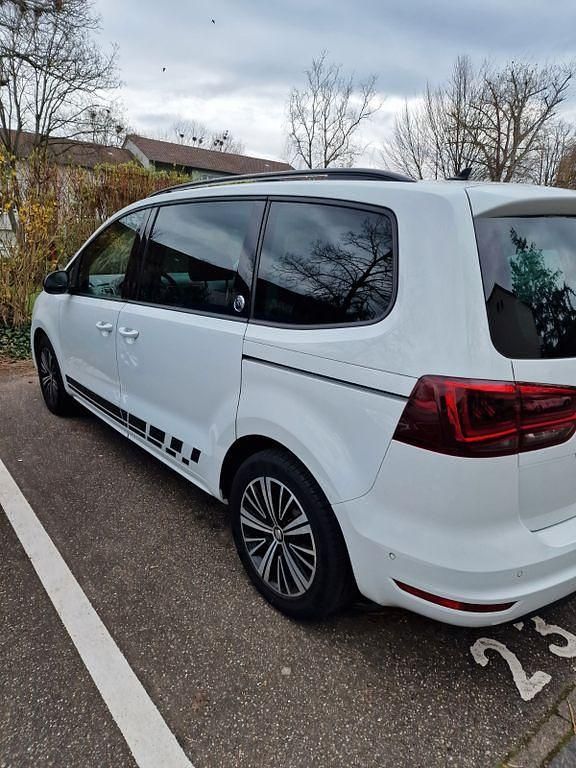 Gebraucht Seat Alhambra 184 PS (135 kW) 2017 Weiß Van / Kleinbus