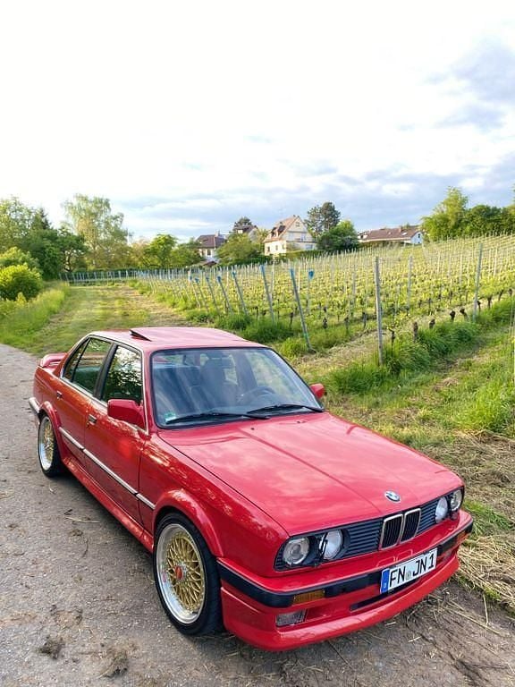 Second-hand BMW 325 Performance 170 CP (125 kW) 1991 Roșu Berlinǎ