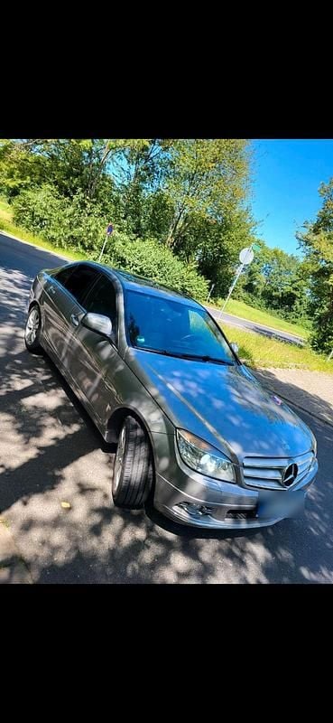 Gebraucht Mercedes C230 204 PS (150 kW) 2007 Gold Limousine
